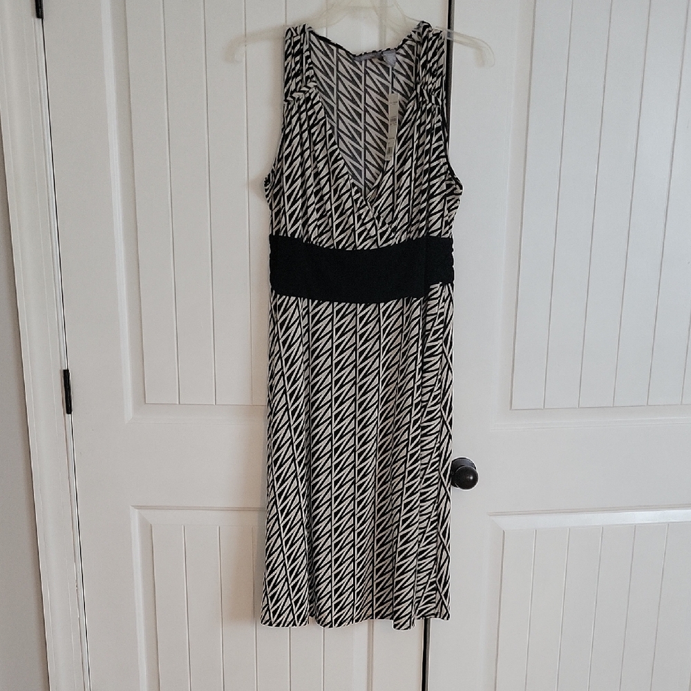 NY Collection Black and White Sheath Midi Dress